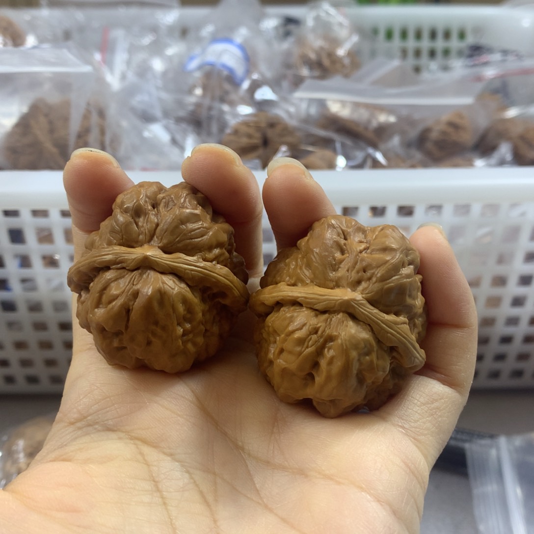 Z****-文玩核桃蛤蟆头38