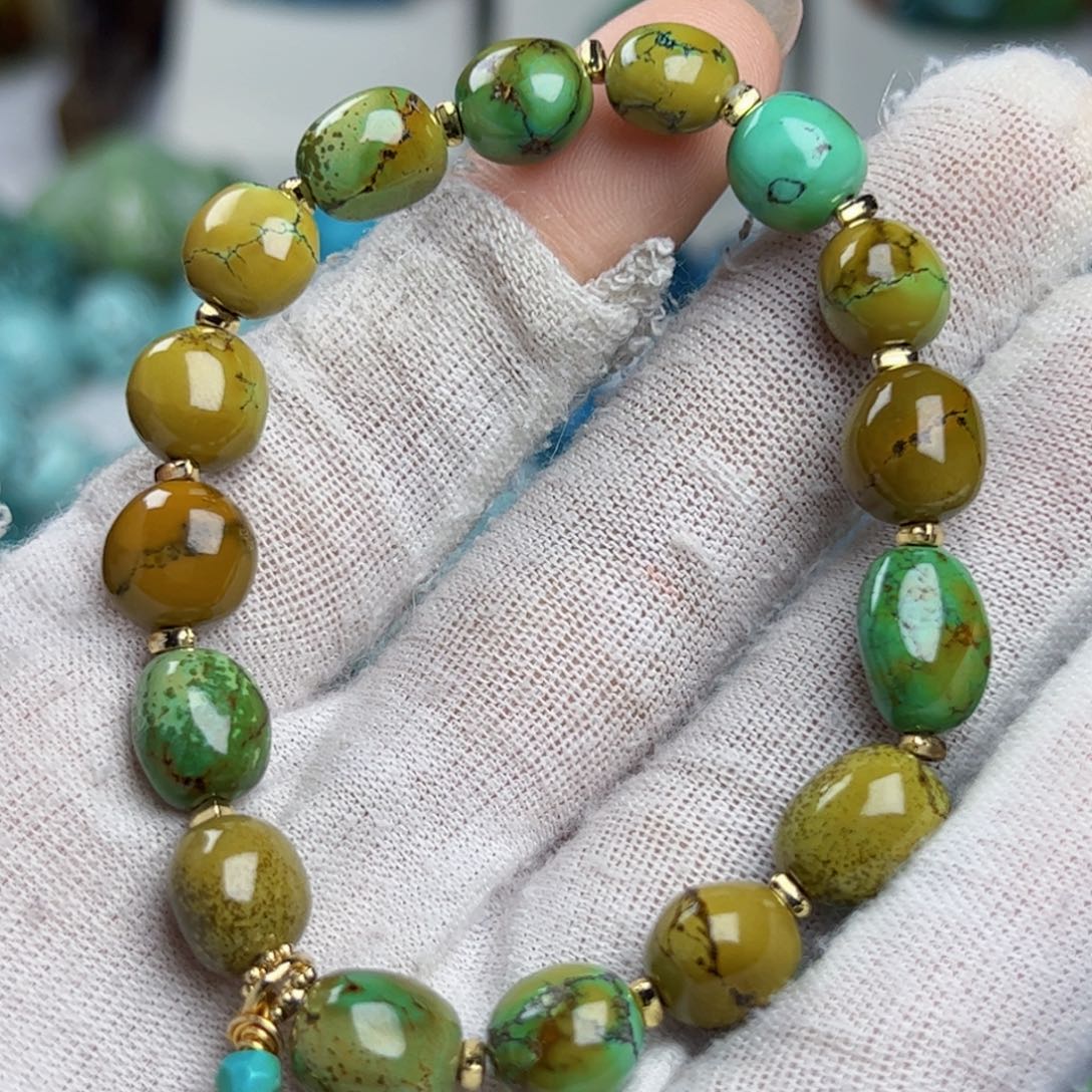 未镶嵌绿松石珠宝奇石