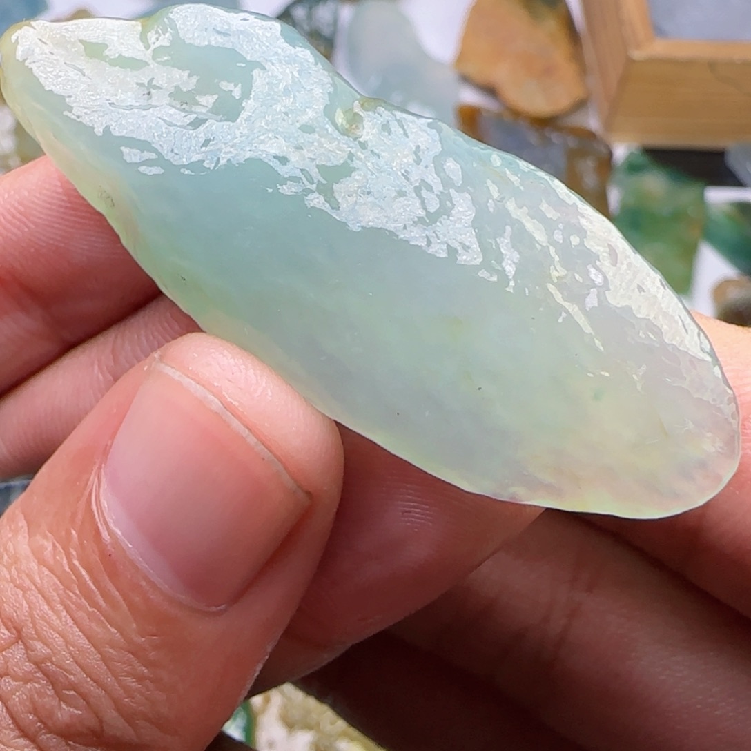 未镶嵌定制翡翠不包工