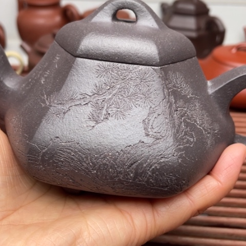 紫砂茶壶深****n紫砂壶等文物古迹