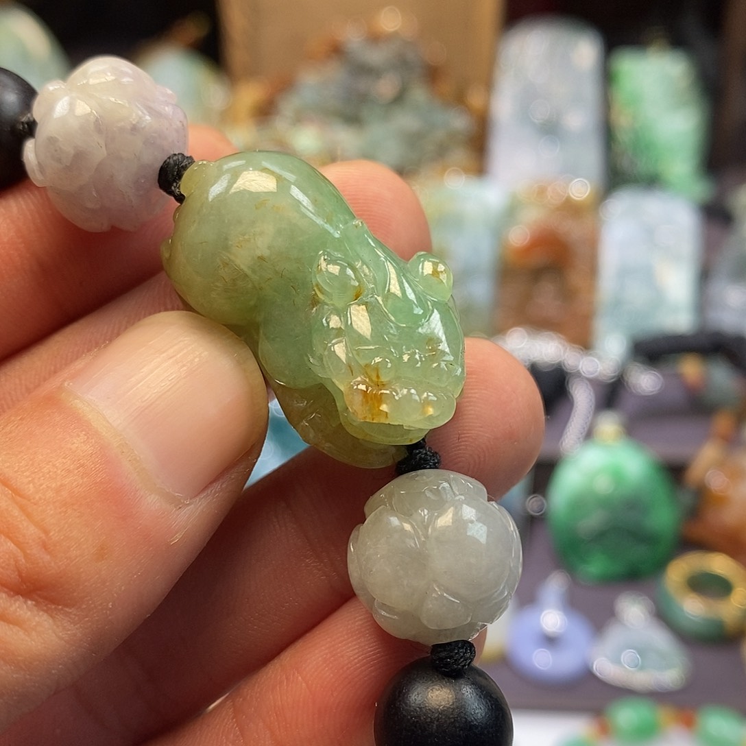 翡翠未镶嵌挂件翡翠