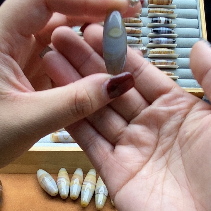 玛瑙/玉髓未镶嵌颈饰