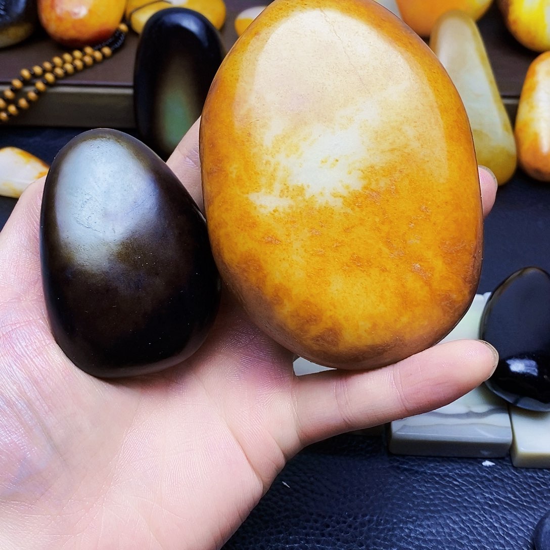 和田玉未镶嵌挂件冷*哥