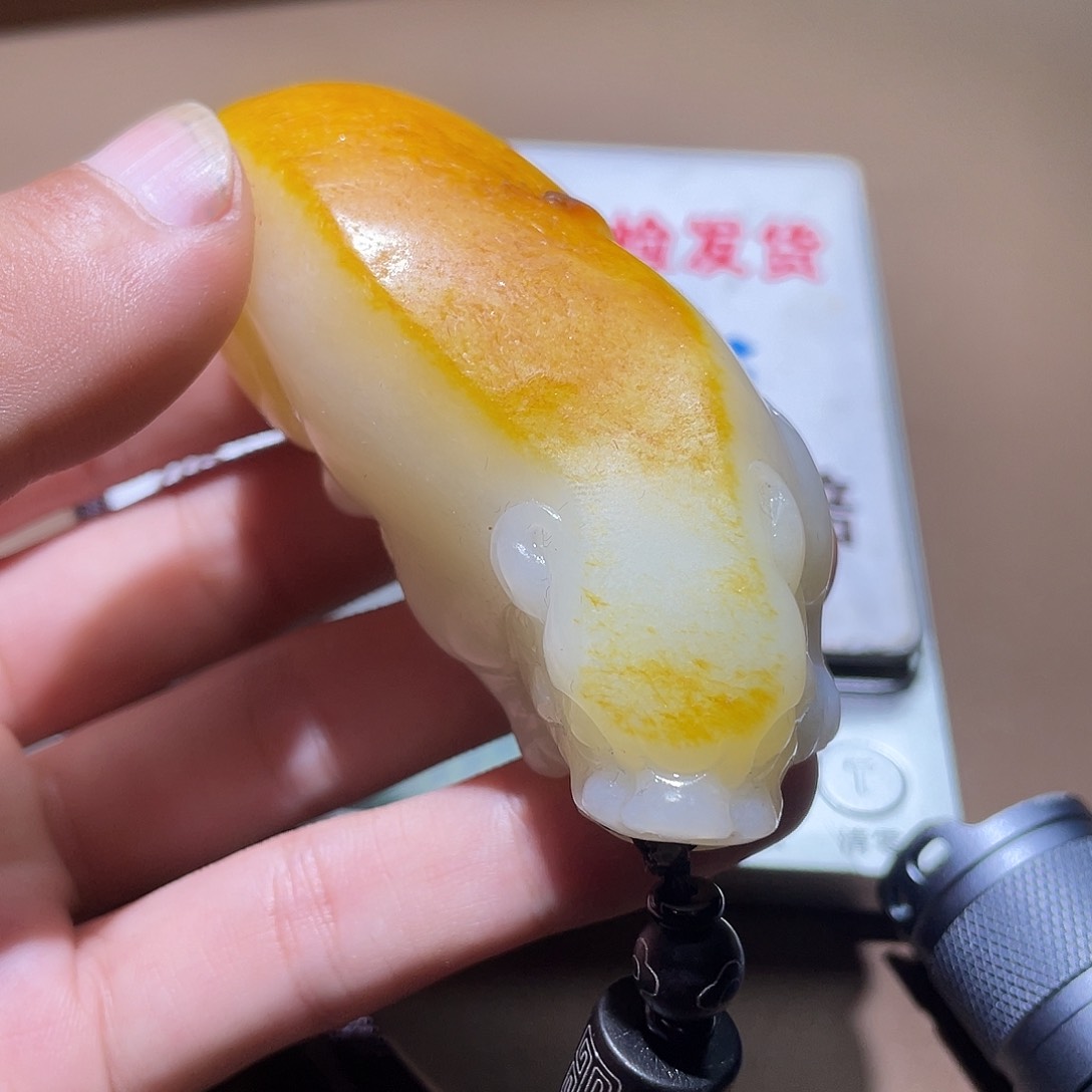 和田玉颈饰未镶嵌Z6