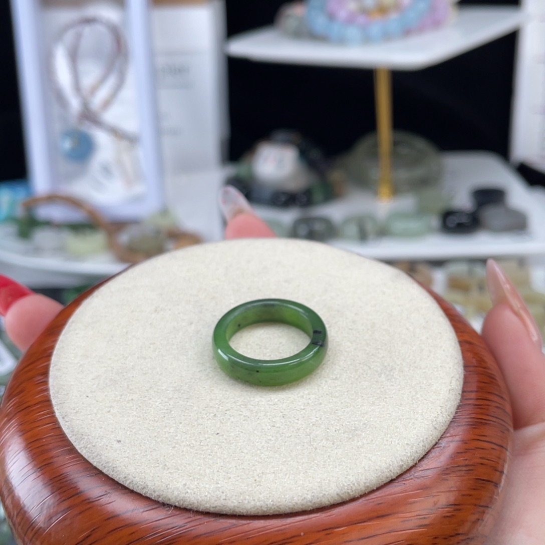 和田玉未镶嵌戒指O6碧玉乌兰海15.9