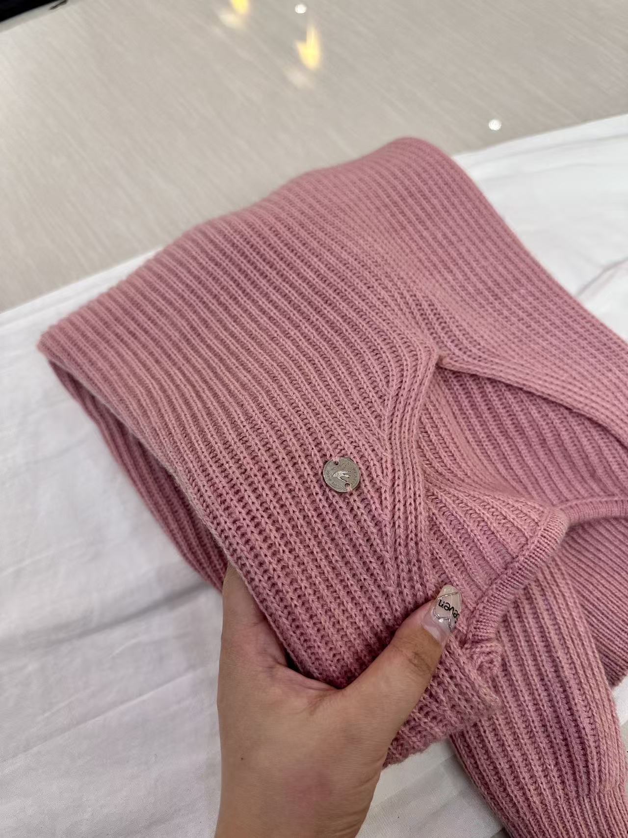 小银扣毛衣/高级感坑条设计圆领显瘦百搭针织毛衣套头112601