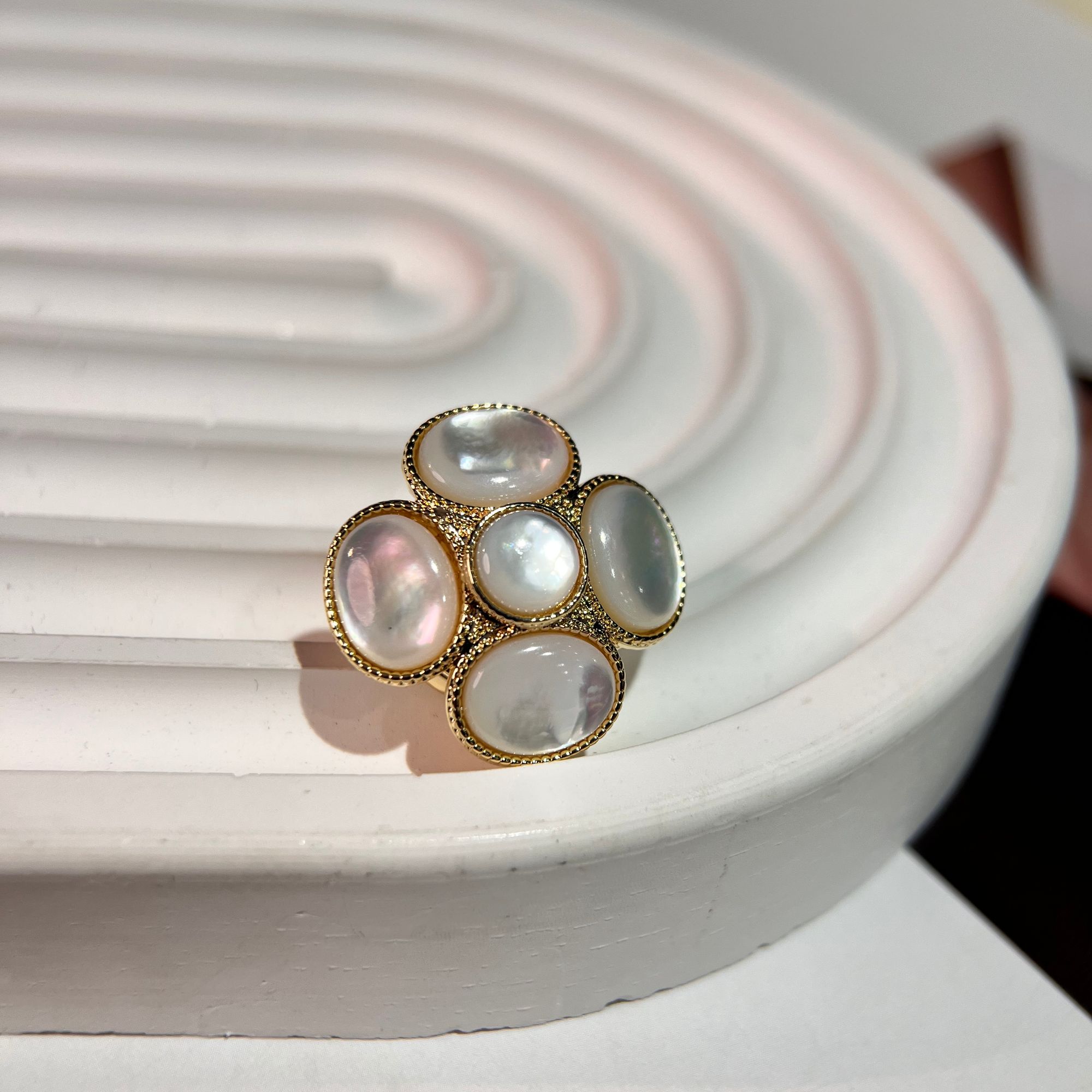 铜合金仿水晶胸针 禧娘娘小众手工时尚创意复古大衣胸针-S3172