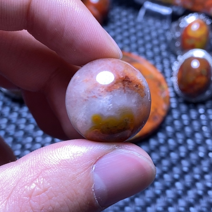 玛瑙/玉髓颈饰未镶嵌