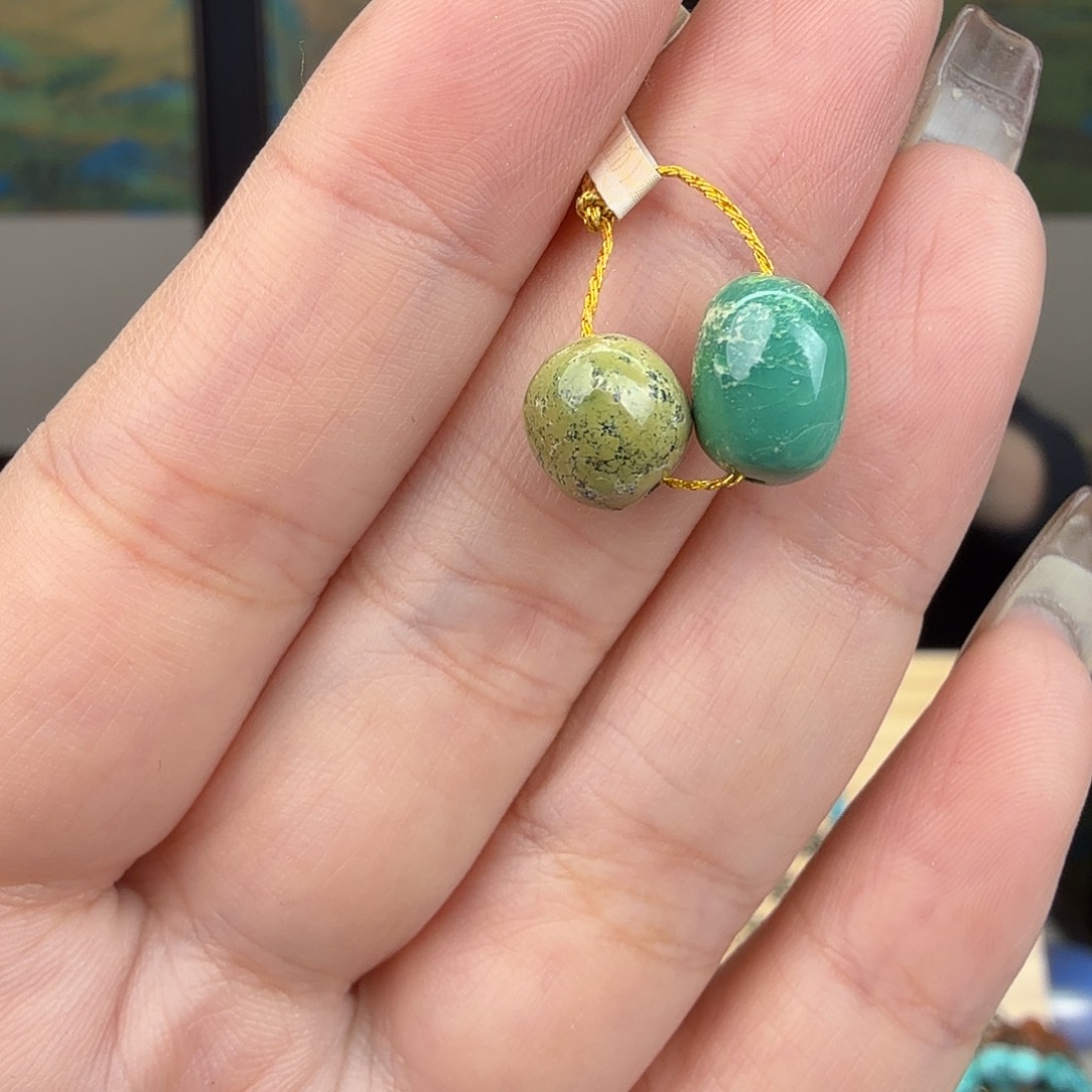 绿松石未镶嵌珠宝奇石