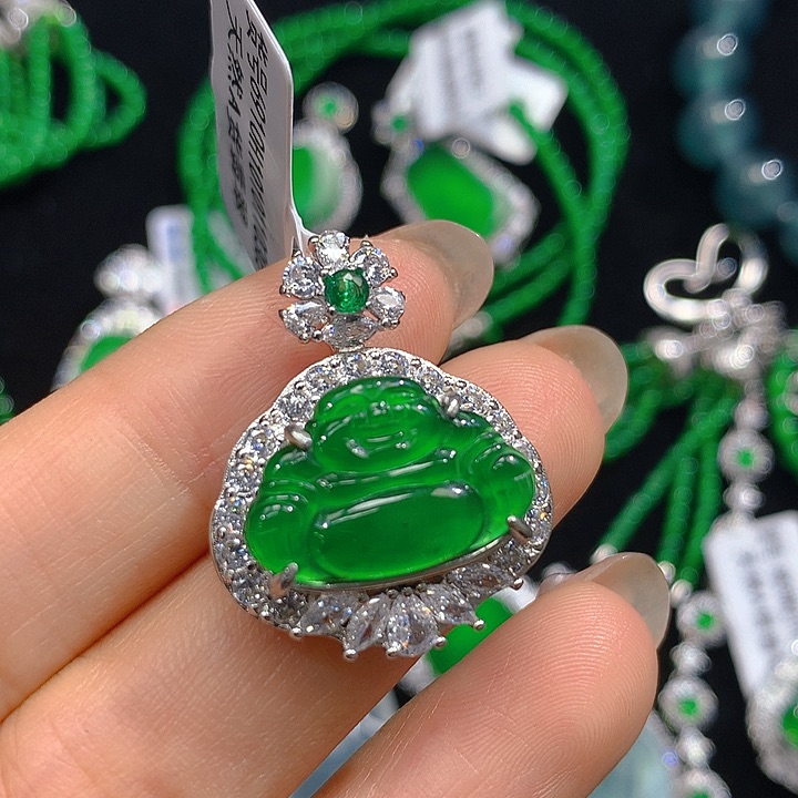 翡翠戒指未镶嵌翡翠