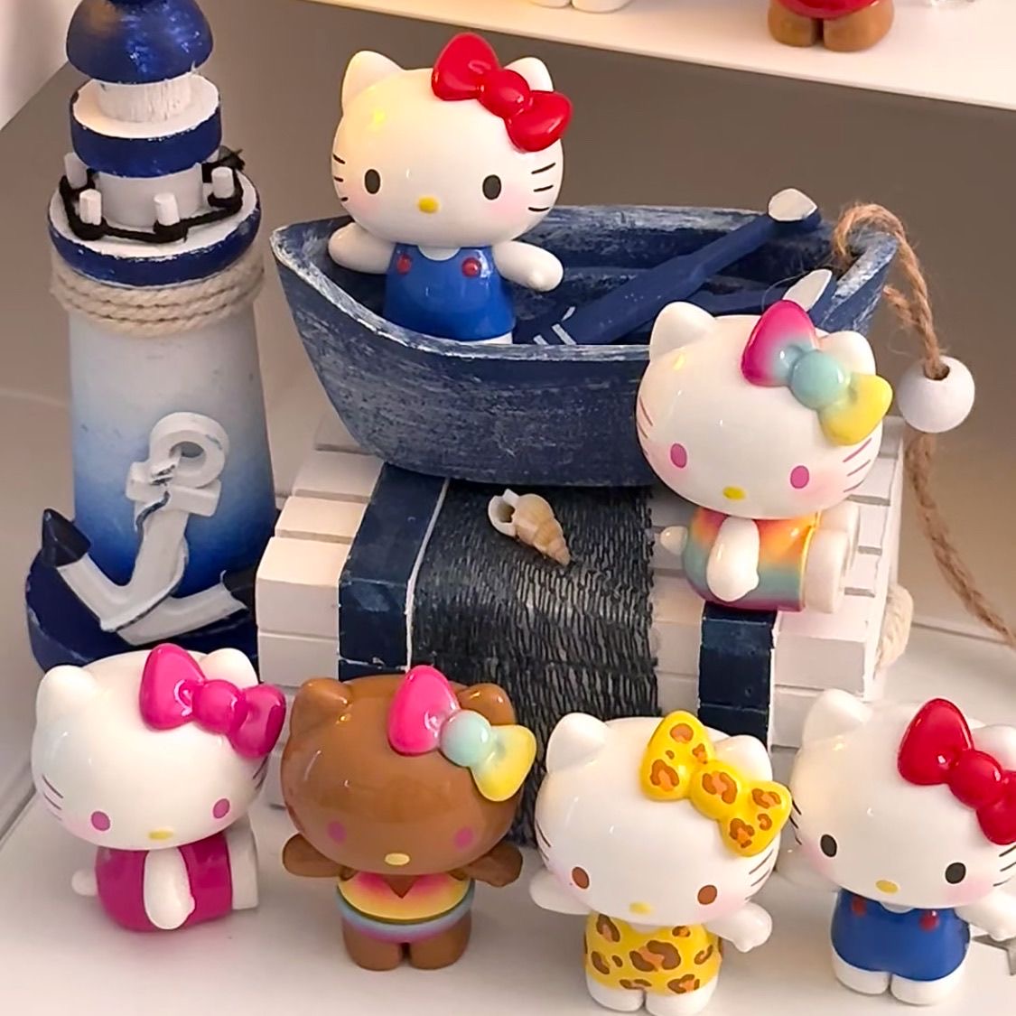 【代拆】Hello Kitty 夏日彩虹糖系列潮玩盲盒