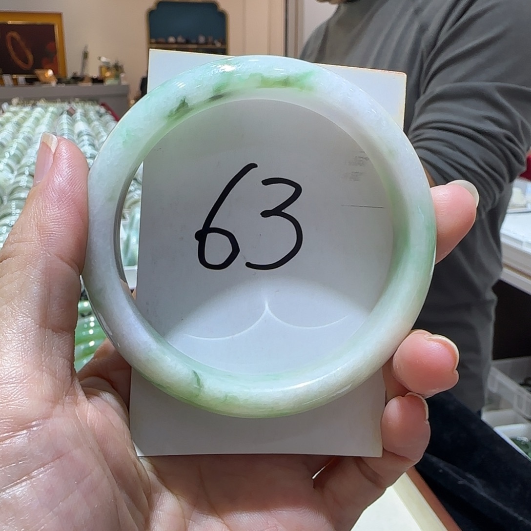 翡翠未镶嵌手镯807