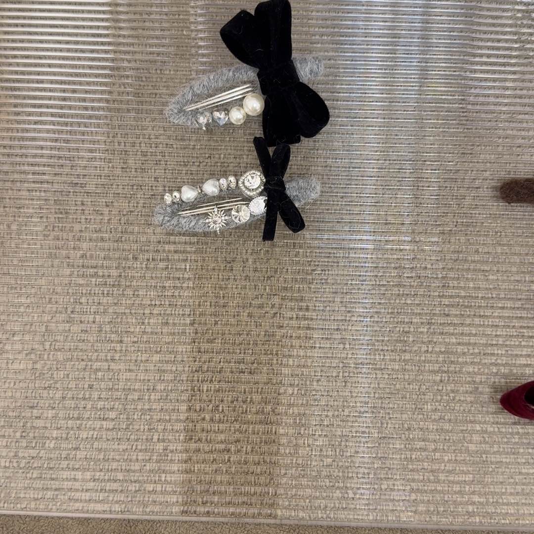 皮质铁合金发夹ab款