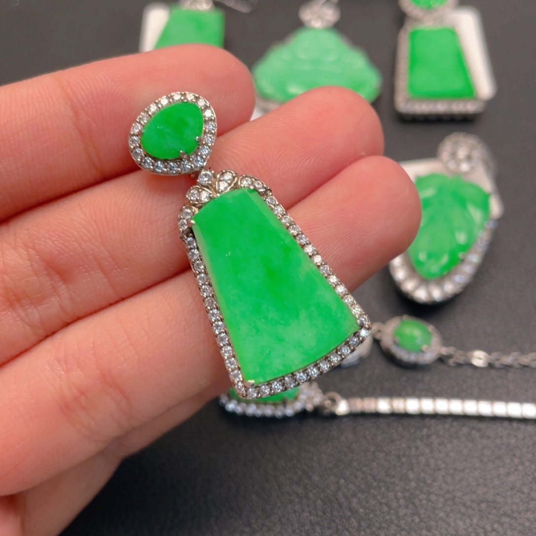 翡翠银S925镶嵌吊坠(不含链)