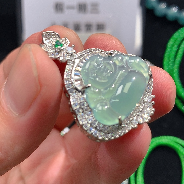 翡翠手链未镶嵌，，，