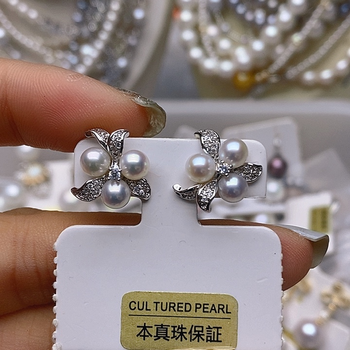 未镶嵌耳钉淡水珍珠