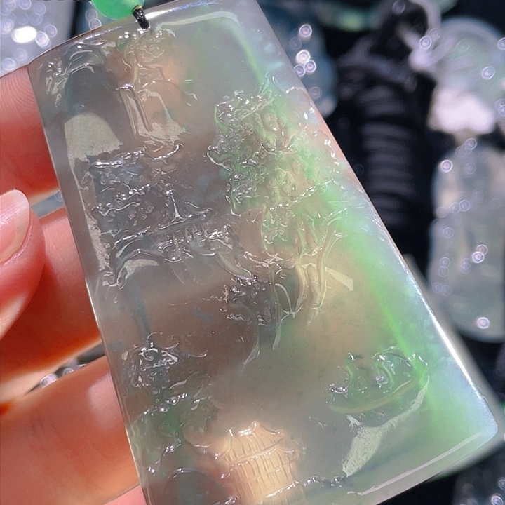 翡翠颈饰未镶嵌5，