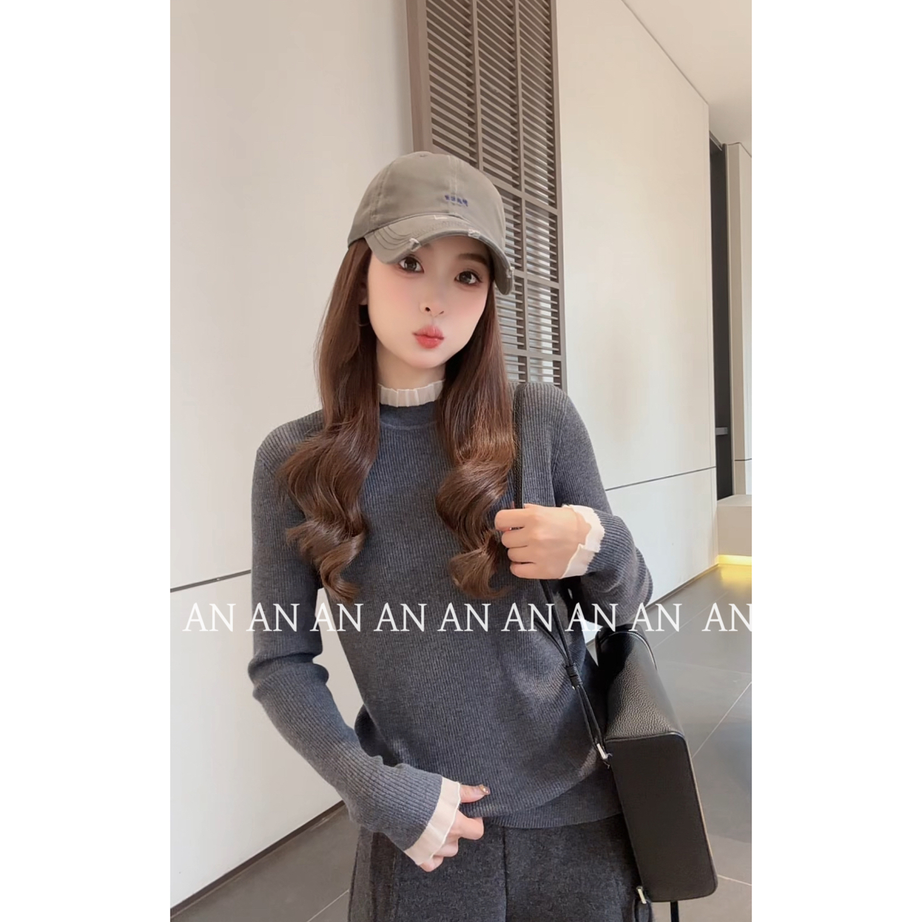 C12327新款韩系简约减龄宽松领口拼接花边毛衣打底衫