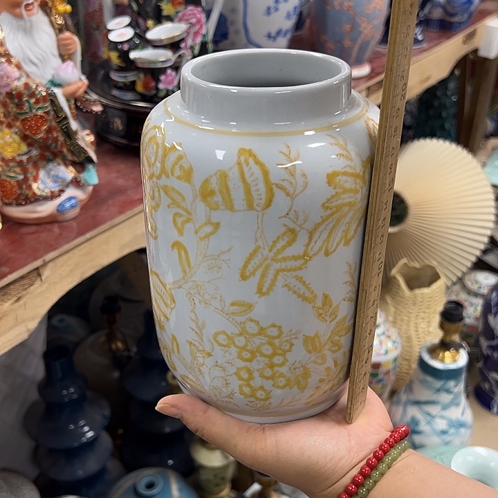 瓷片微瑕。。。。。。。。。。。。