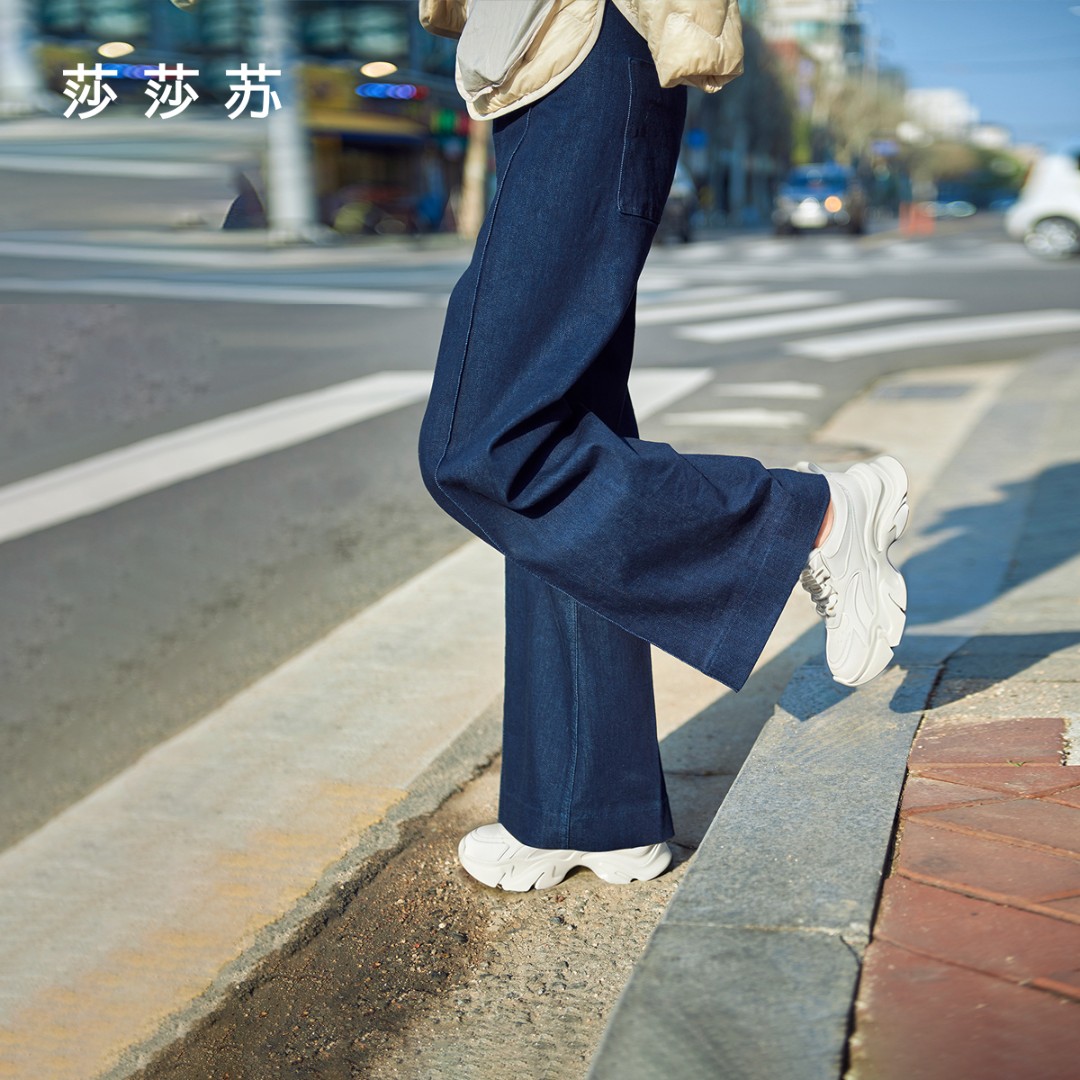 【舒适区】莎莎苏2025年秋季新款圆头透气运动休闲老爹鞋ZA65573-30