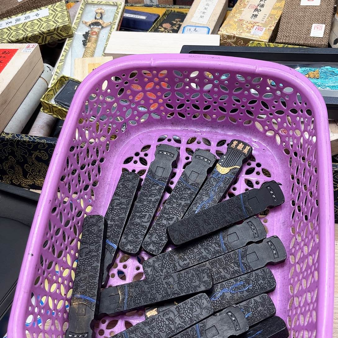 哈哈哈哈哈刚刚8条