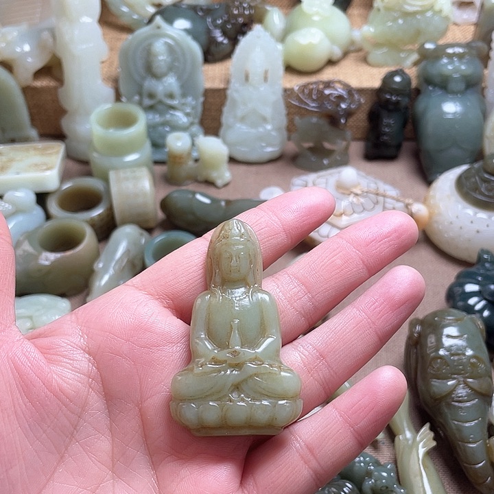 和田玉颈饰未镶嵌毕*瘦