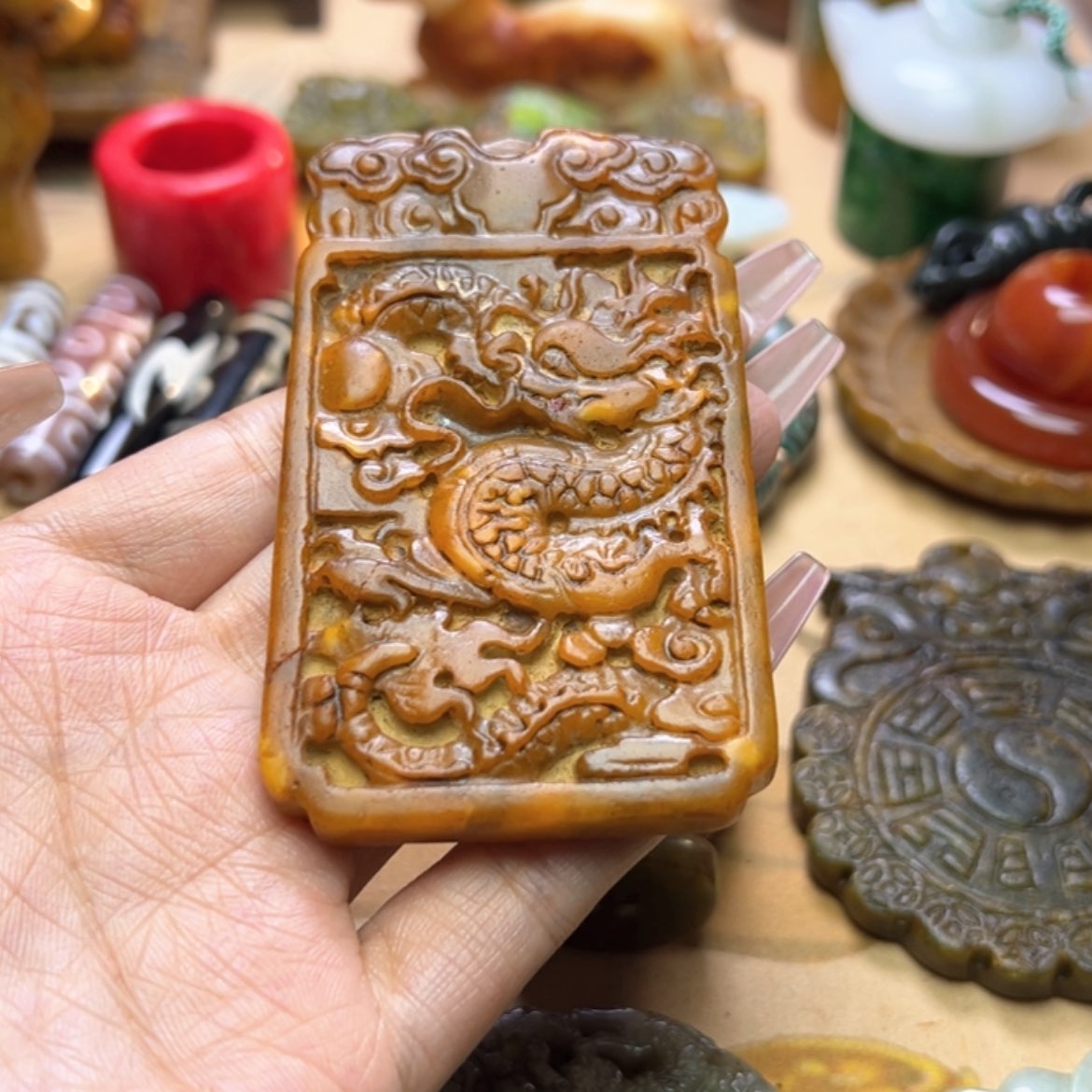 【闪购商品】蛇纹石玉颈饰未镶嵌