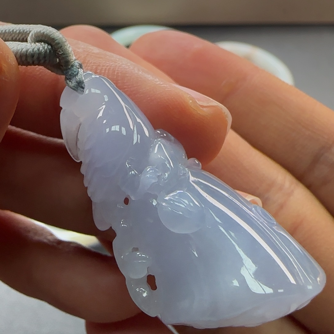 翡翠颈饰未镶嵌吊坠