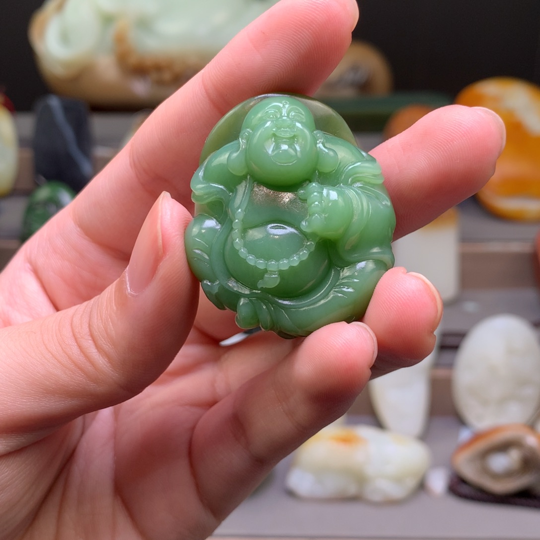 和田玉吊坠未镶嵌