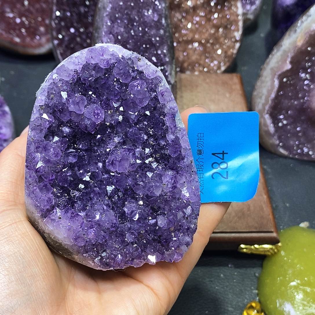 水晶大型摆件（非配饰）未镶嵌