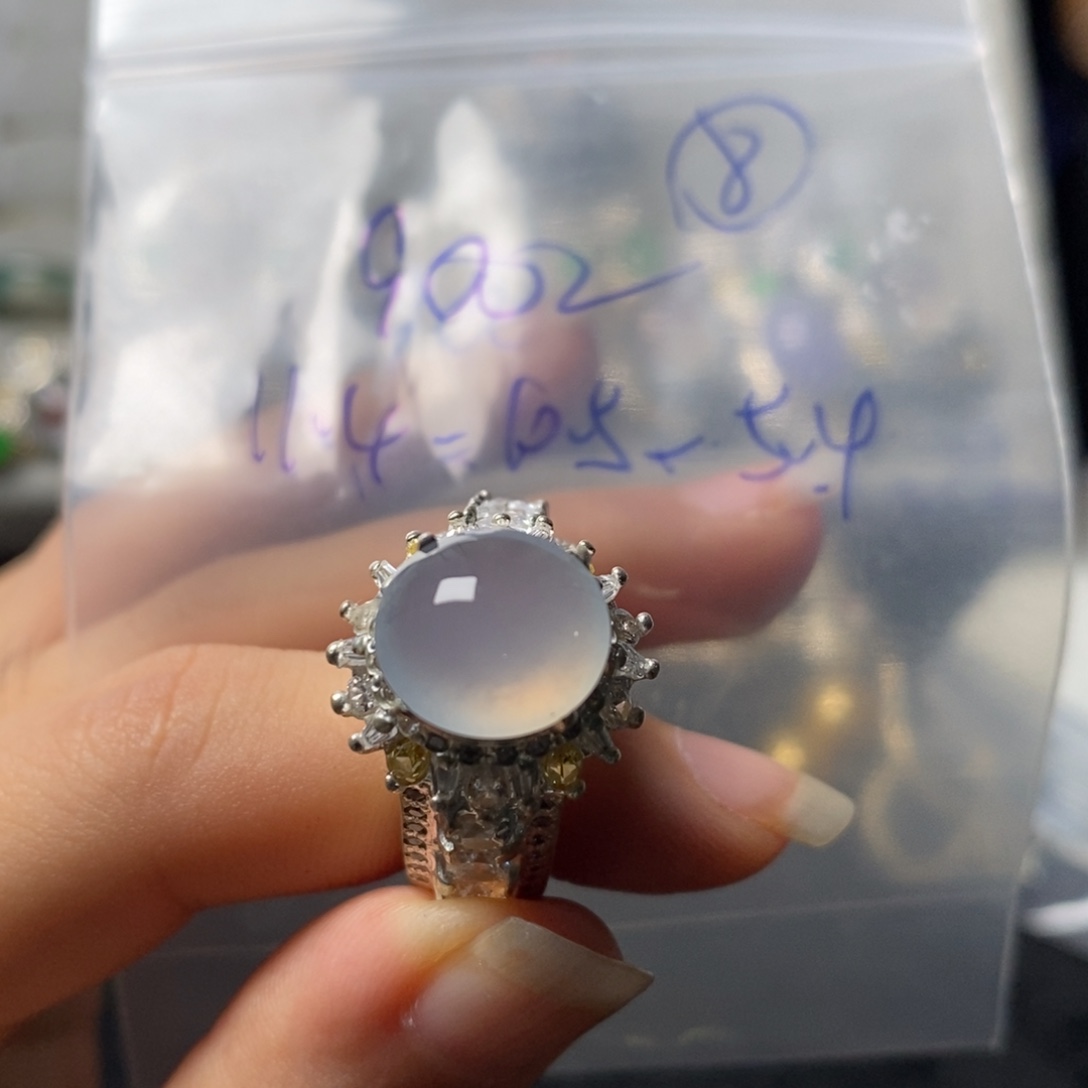 定制翡翠未镶嵌不退不换