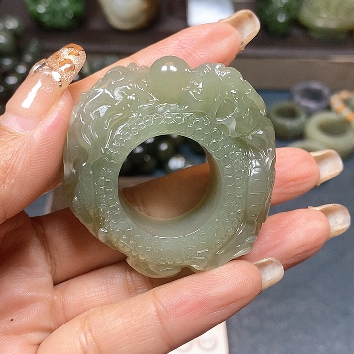 和田玉挂件未镶嵌