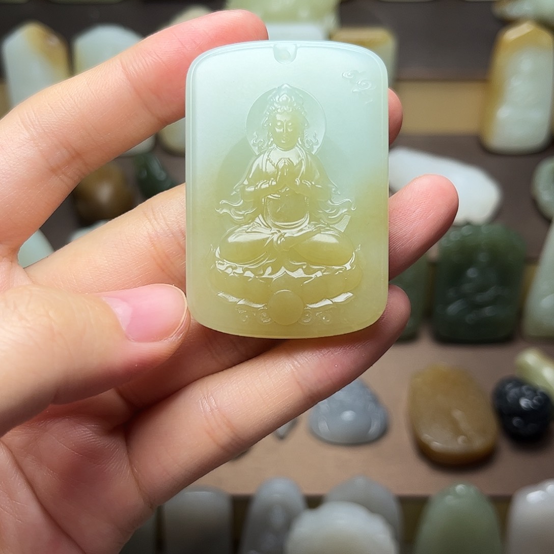 和田玉颈饰未镶嵌牛*