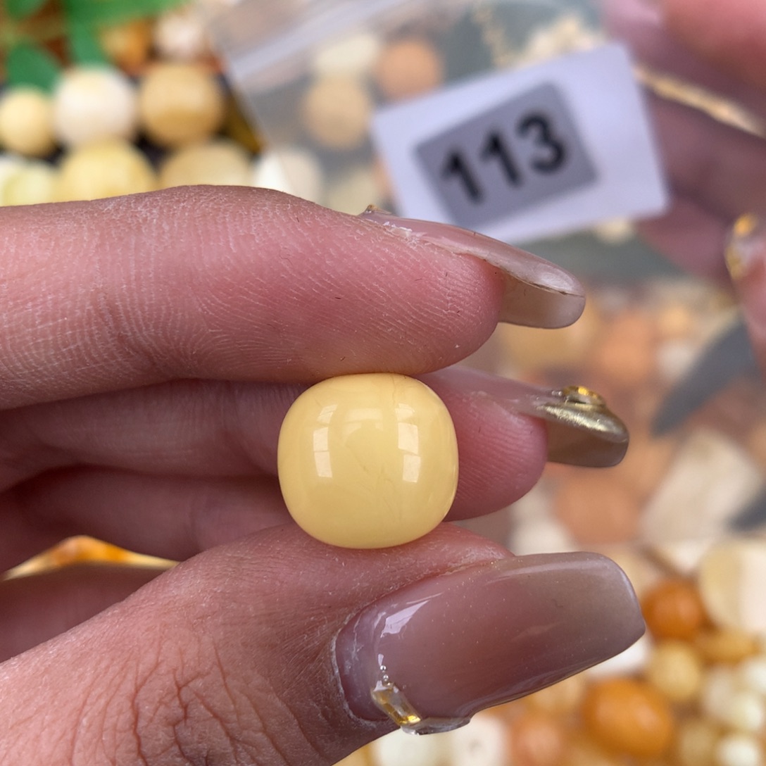 琥珀珠宝奇石未镶嵌12.3