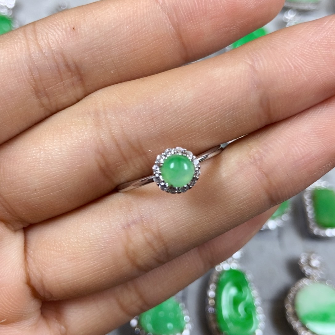 未镶嵌戒指翡翠蛋面