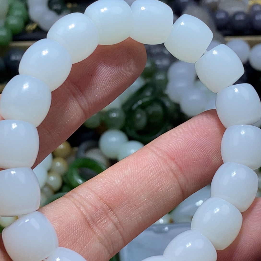 手链未镶嵌和田玉L****p