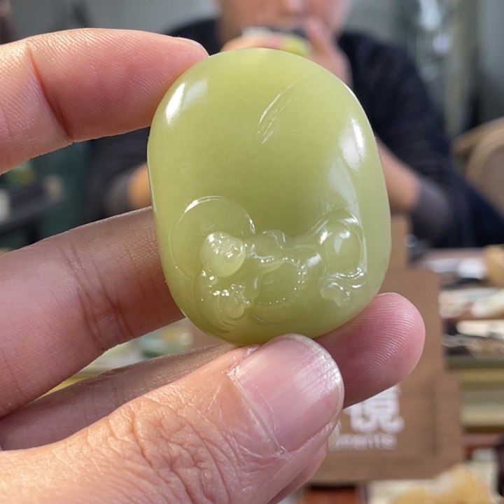 颈饰未镶嵌和田玉
