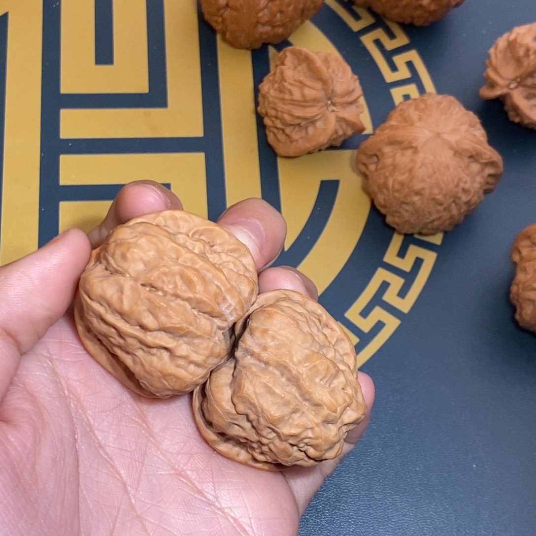 文玩核桃吊坠10号肚40蛤蟆头