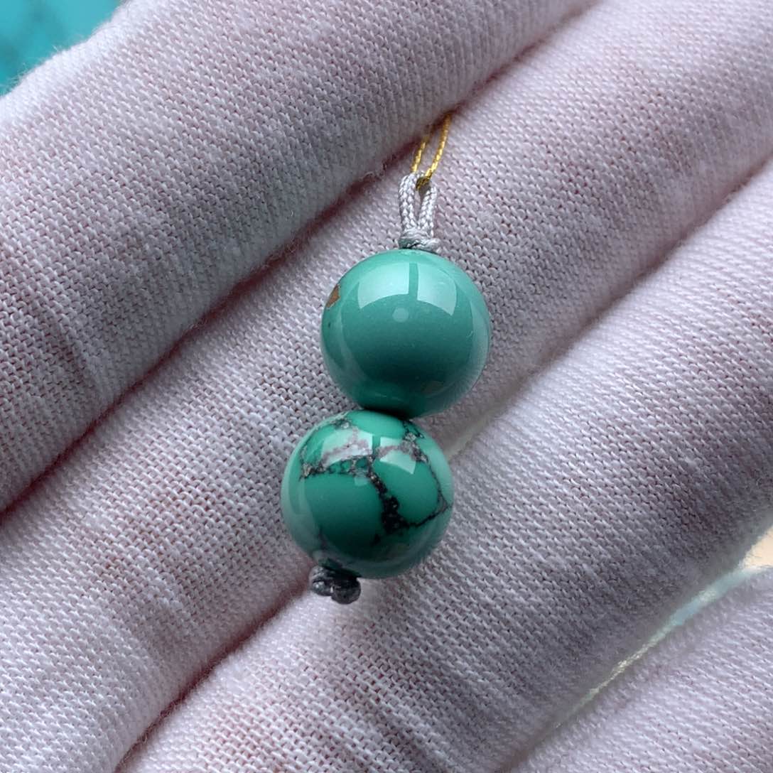 绿松石颈饰未镶嵌