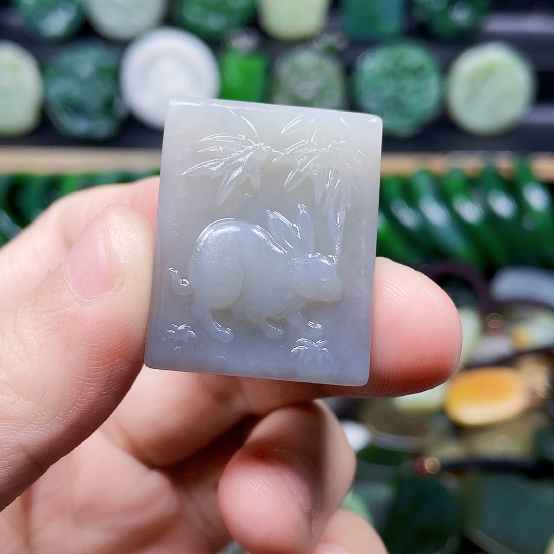 和田玉未镶嵌珠宝半成品