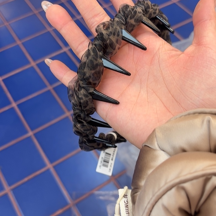 铁合金皮质豹纹纱纱