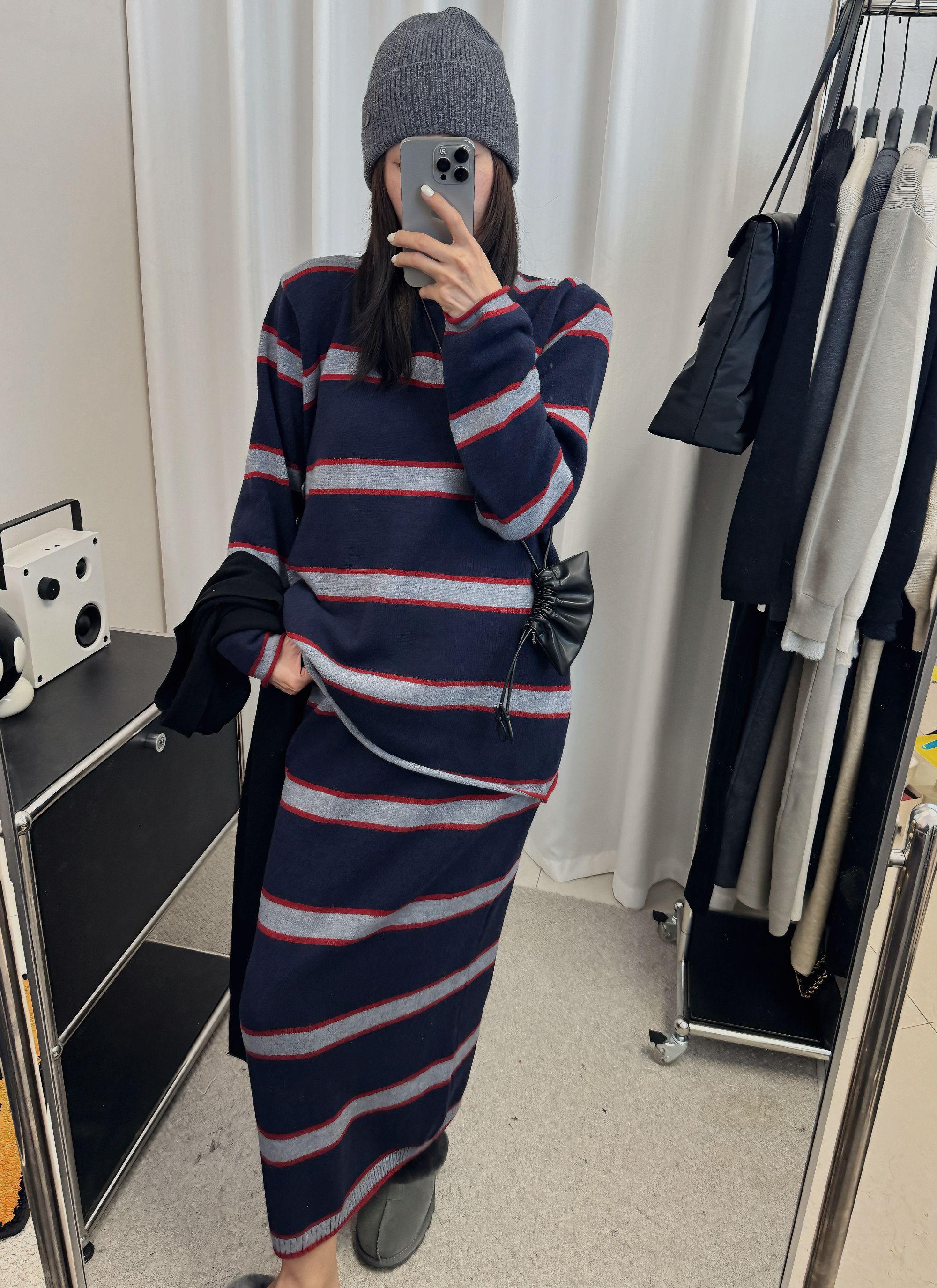 2025冬季浪漫定格miu系撞色上衣显瘦针织气质秋冬+半身长裙套装