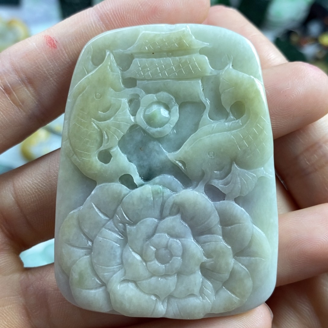 翡翠颈饰未镶嵌芬*吊坠