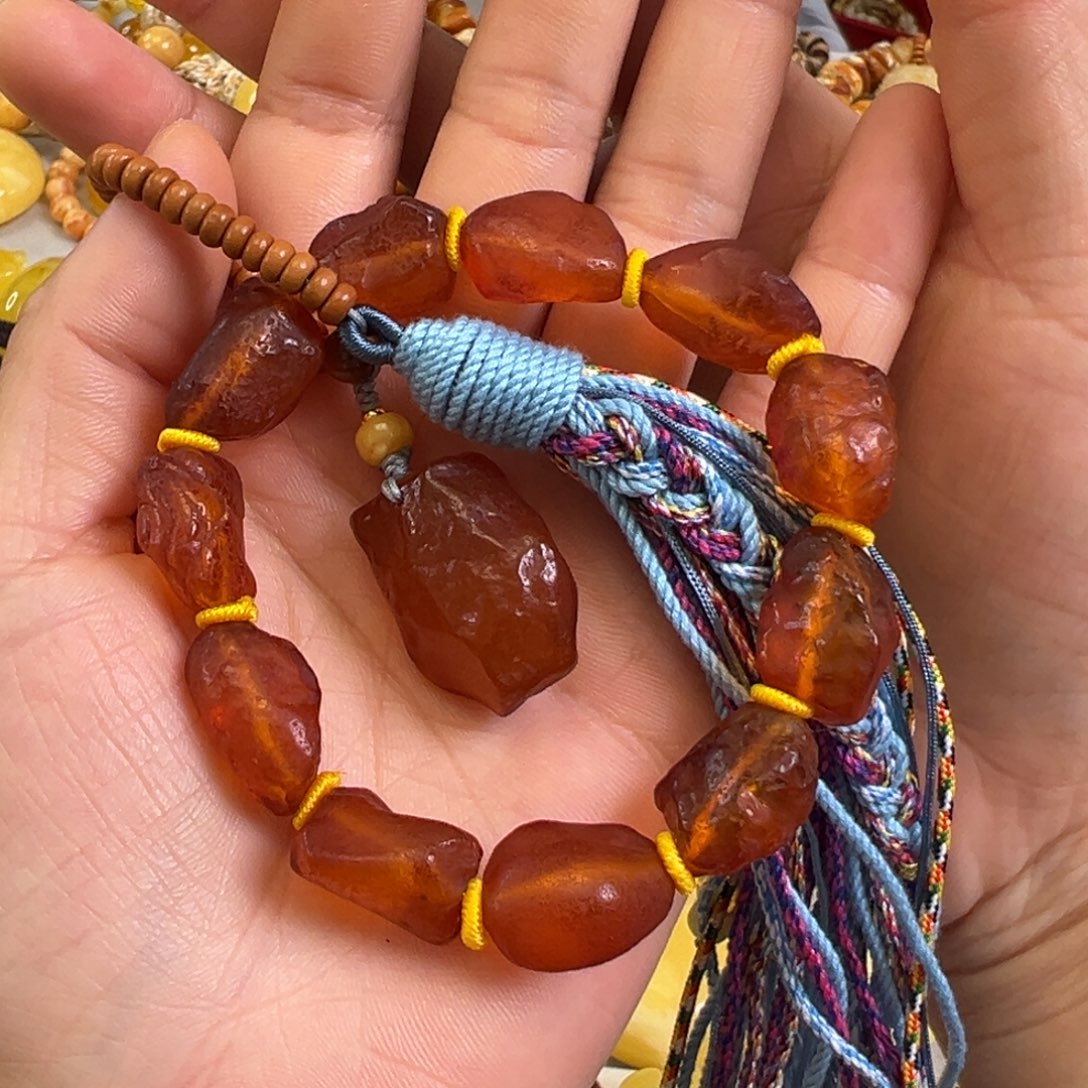 未镶嵌蜜蜡裸石琥珀