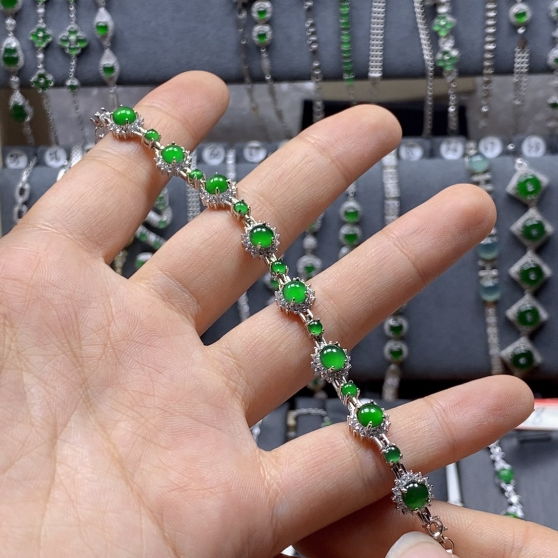 翡翠颈饰银S925镶嵌M****7手链
