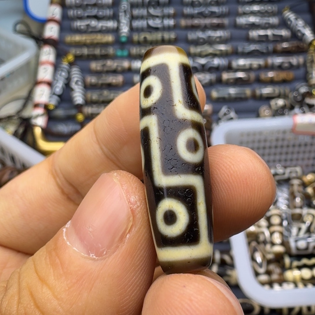 贝***勒玛瑙/玉髓散珠仿至纯