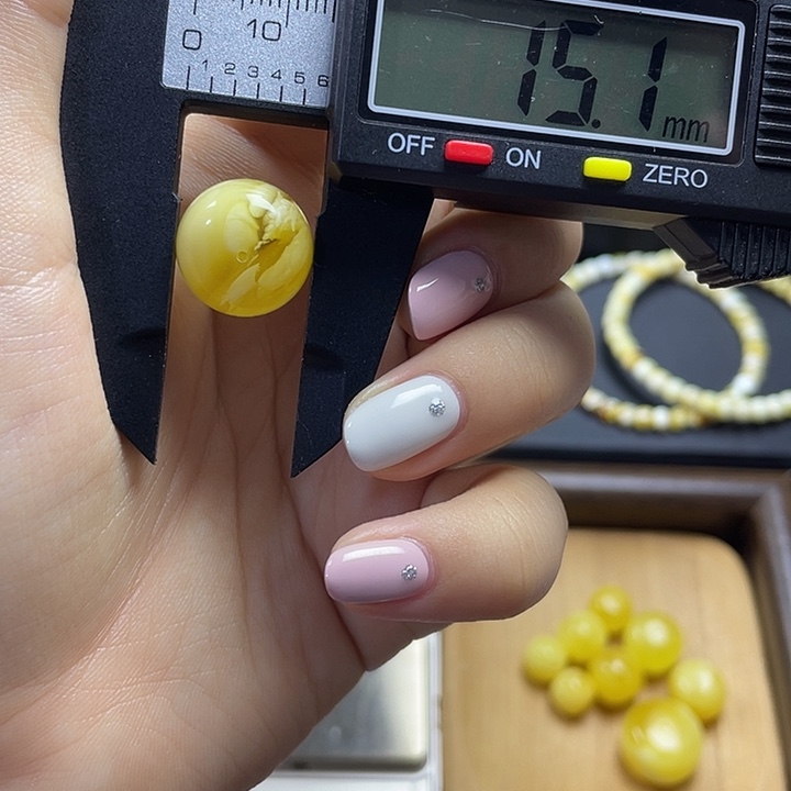 琥珀未镶嵌珠宝奇石15.2 13.3微瑕