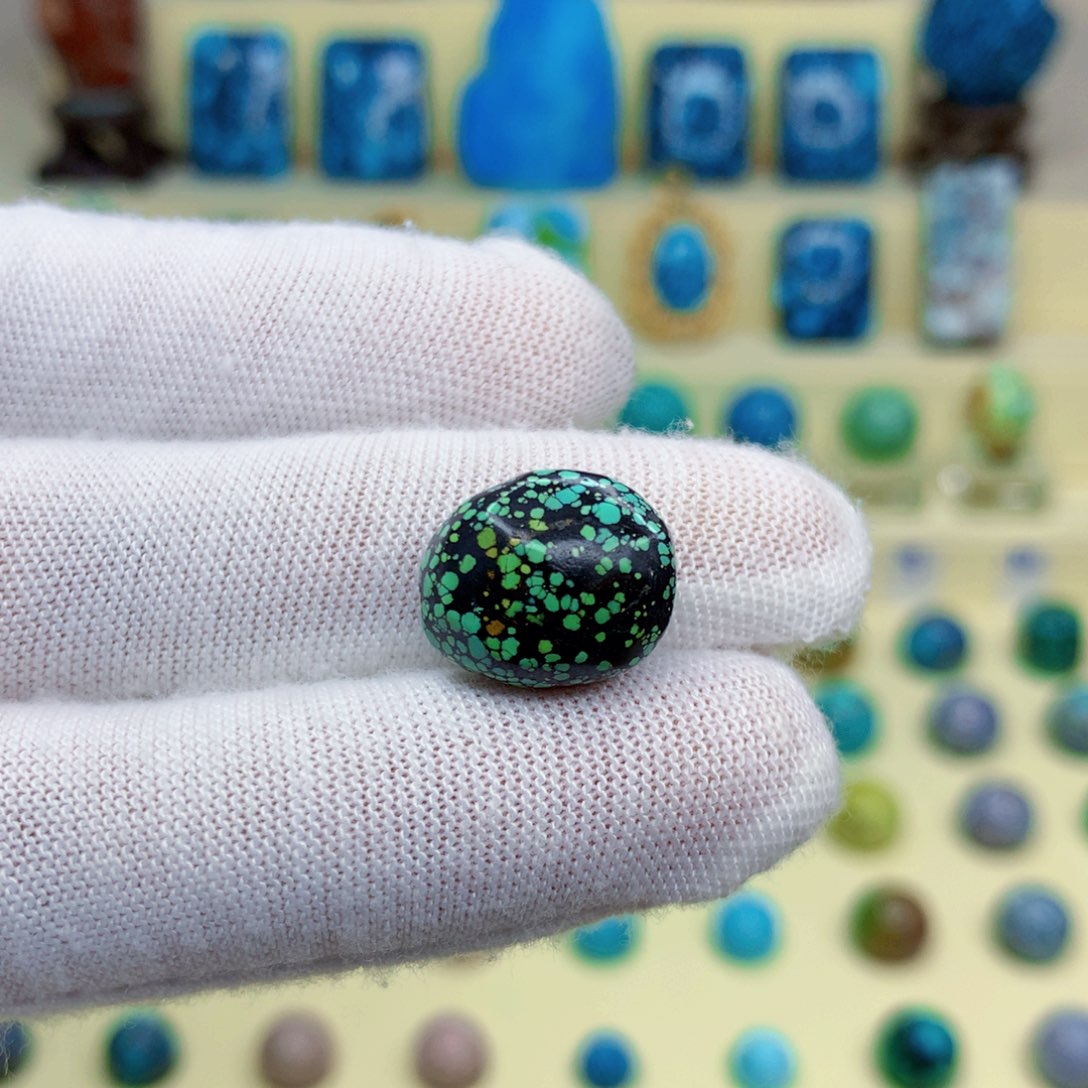 绿松石绿松石未镶嵌