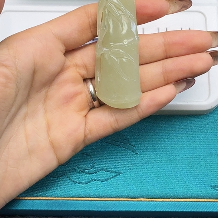 和田玉（糖玉）未镶嵌手链