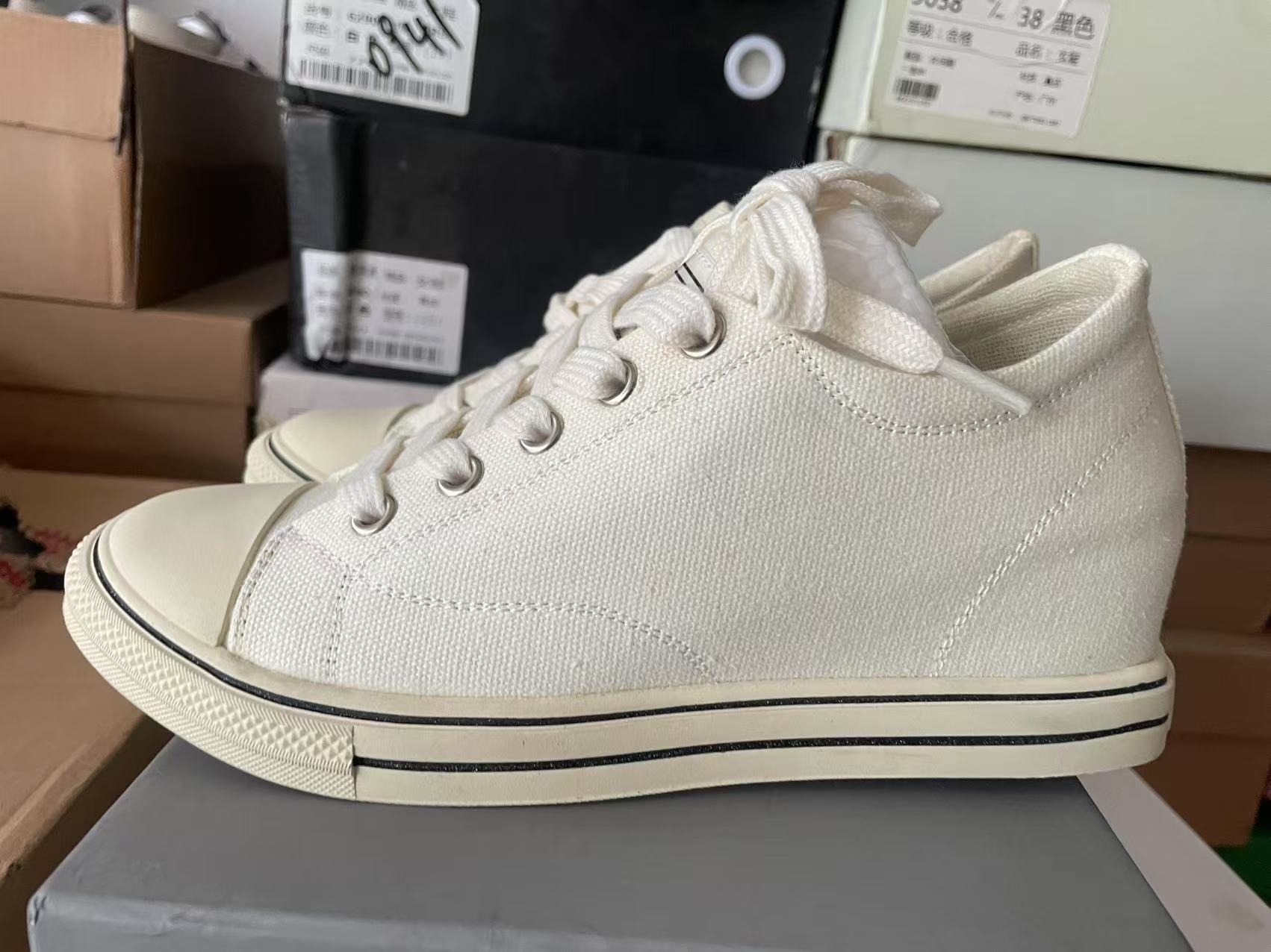 帆布鞋直播福利多多白色时尚休闲百搭